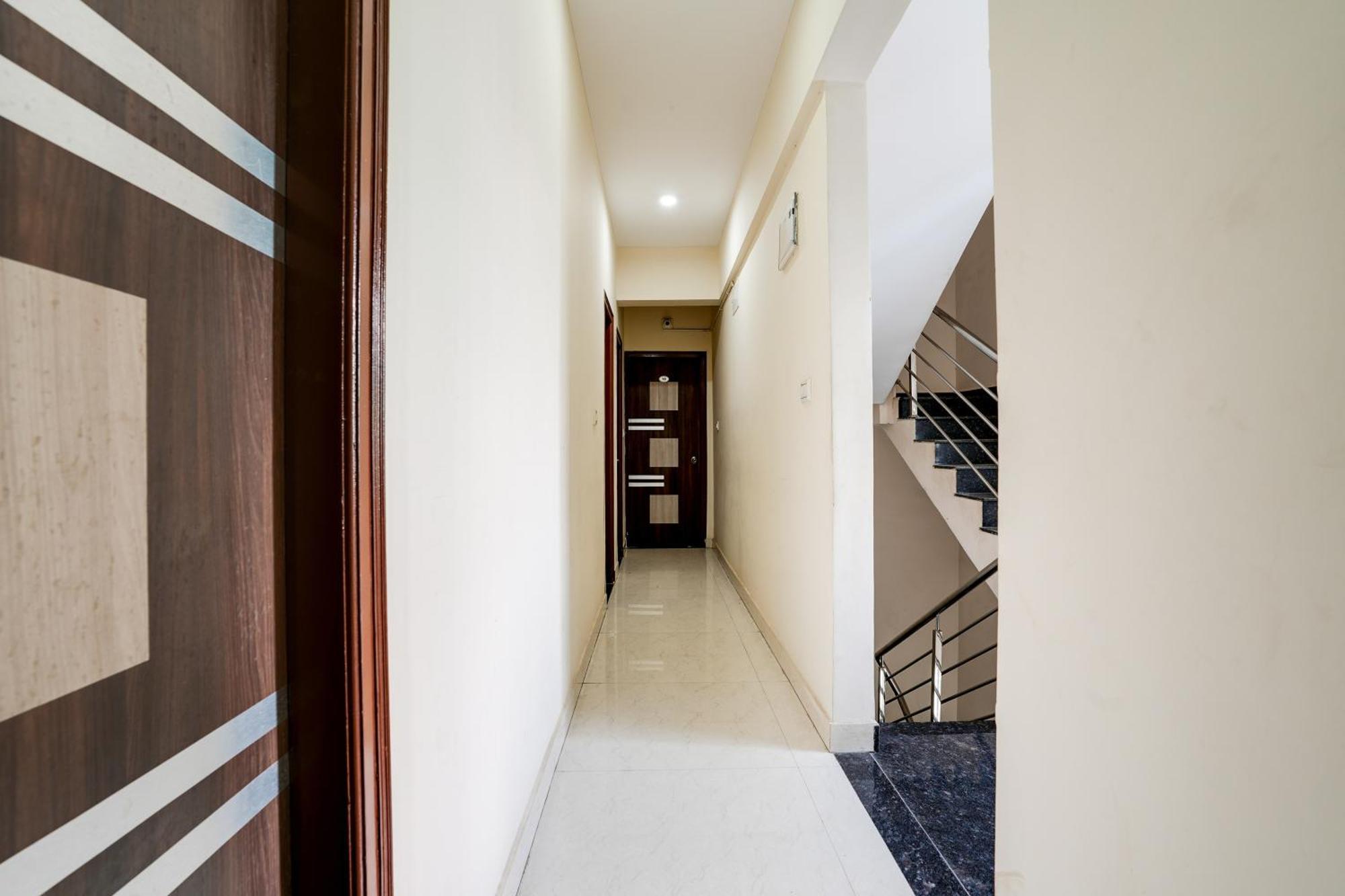 Super Hotel O Bangalore Near Reva Circle Formerly Cka Boarding Yelahanka ภายนอก รูปภาพ