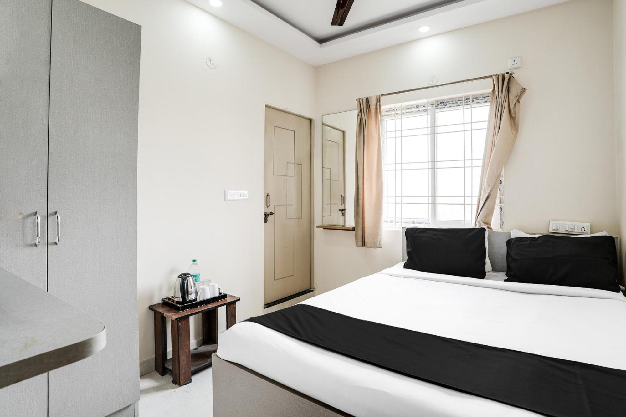 Super Hotel O Bangalore Near Reva Circle Formerly Cka Boarding Yelahanka ภายนอก รูปภาพ