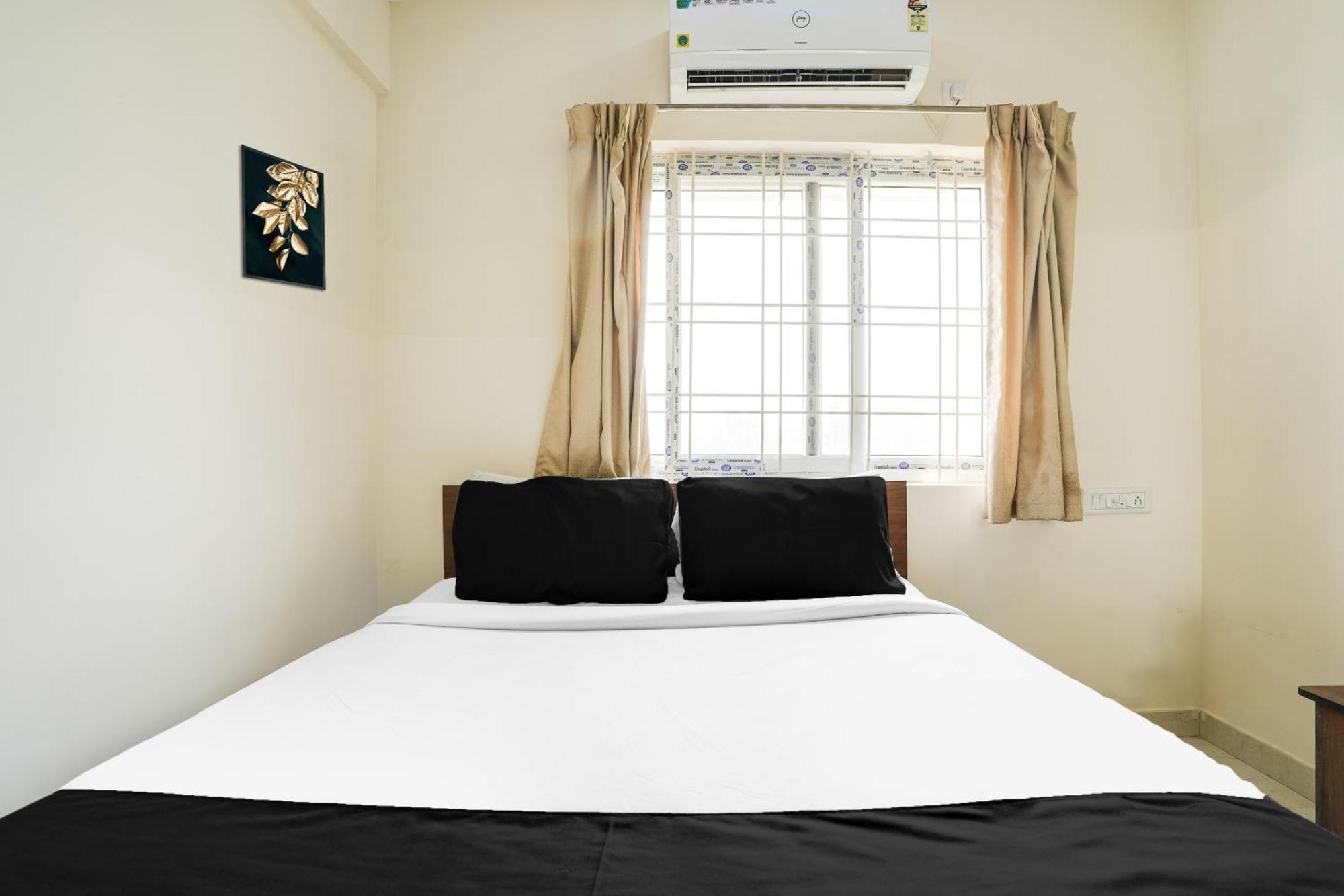 Super Hotel O Bangalore Near Reva Circle Formerly Cka Boarding Yelahanka ภายนอก รูปภาพ